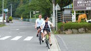 電動自転車で旅するカミナリ。