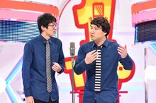 「ytv漫才新人賞決定戦」への進出を決めたロングコートダディ。左から堂前、兎。(c)読売テレビ