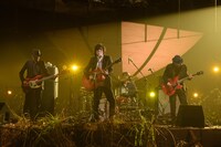 スタジオライブの様子。(c)NHK