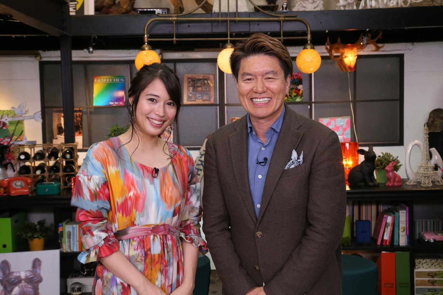 （左から）広瀬アリス、ヒロミ。(c)関西テレビ