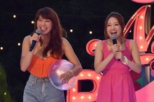 （左から）久松郁実、chay。