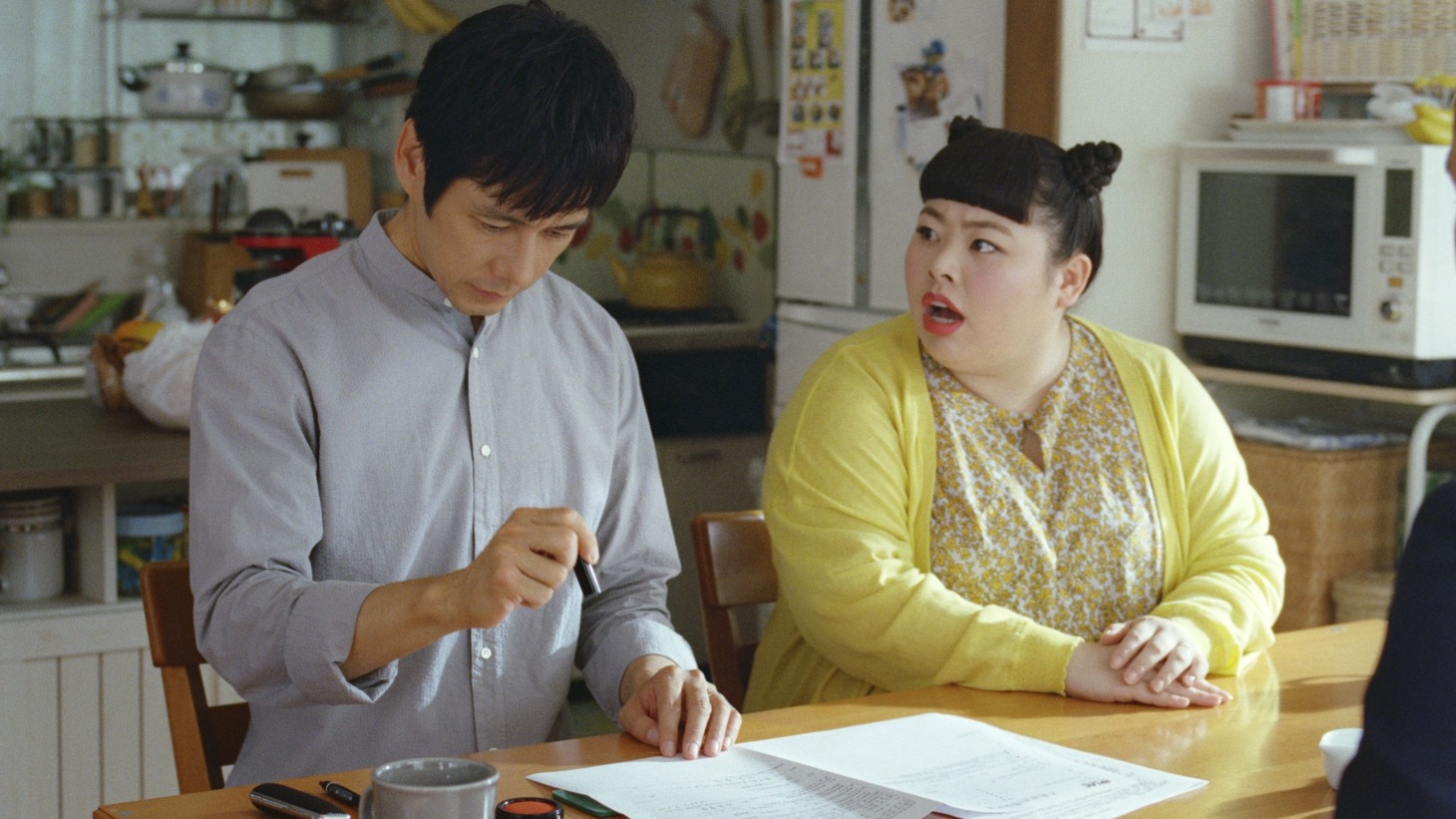 新CM「とある奥さま・契約の日篇」のワンシーン。