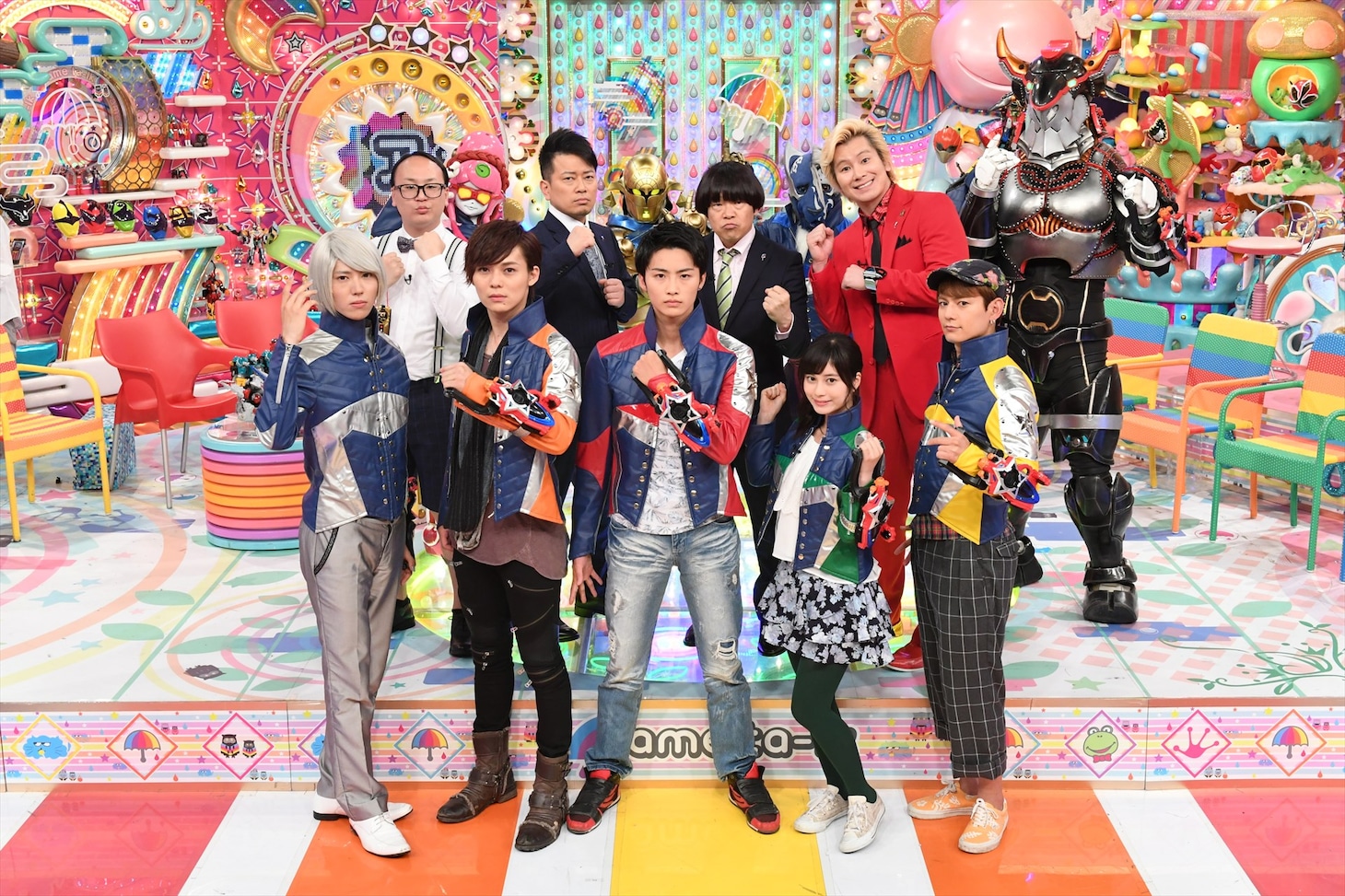 「日曜もアメトーーク！」の「スーパー戦隊大好き芸人」の出演者たち。(c)2017 テレビ朝日・東映AG・東映