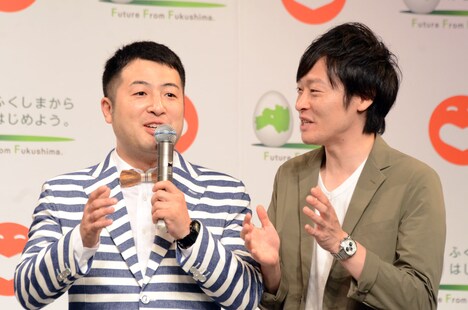 「100％新作漫才」を披露したいという和牛・水田（左）と慌てる相方の川西（右）。