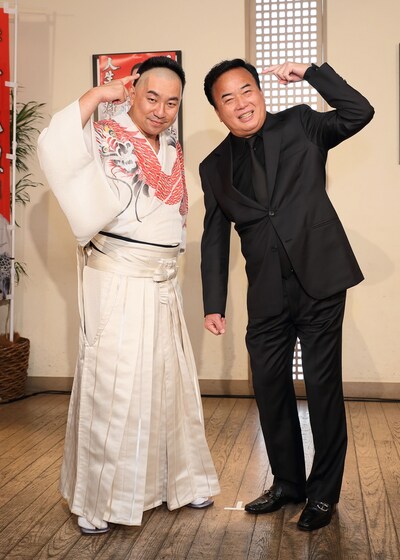 左からこぶしたかし、細川たかし。