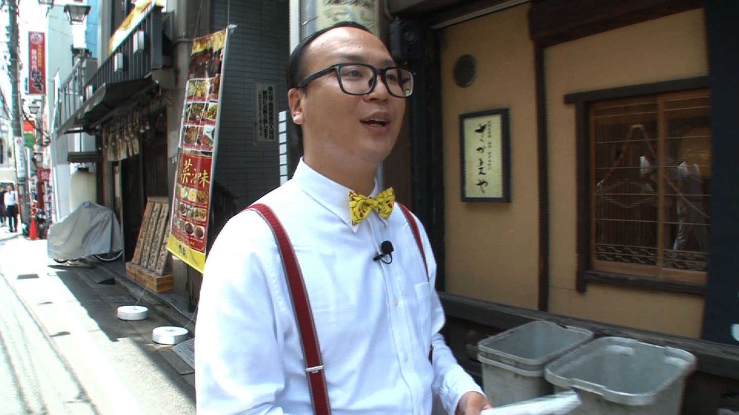 試練に挑むトレンディエンジェルたかし。
