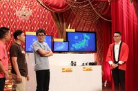 チョコンヌのコラボコントのワンシーン。