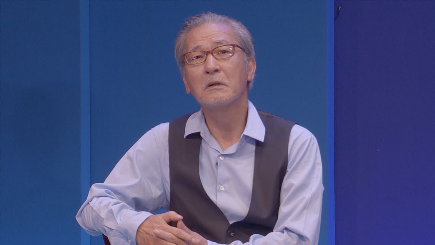 「仕事の前にシンナーを吸うな、」のワンシーン。
