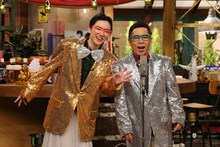 「おかべろ」で即興漫才を披露する（左から）永野芽郁、ナインティナイン岡村。(c)関西テレビ