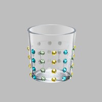 装飾された薬用養命酒のカップ。