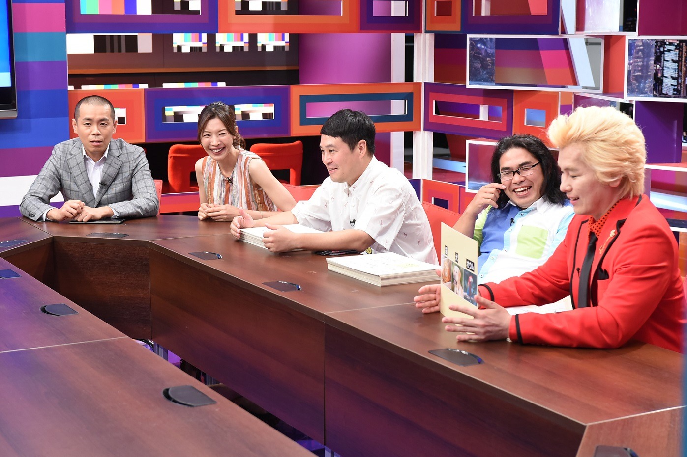 「採用！フリップNEWS」のワンシーン。(c)中京テレビ