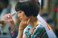 「手がビンになった男」のワンシーン。