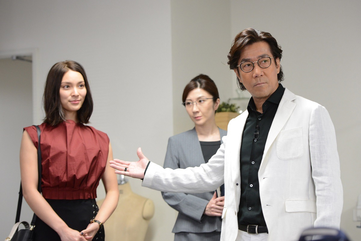 「脳にスマホが埋められた！」第3話のワンシーン。(c)読売テレビ