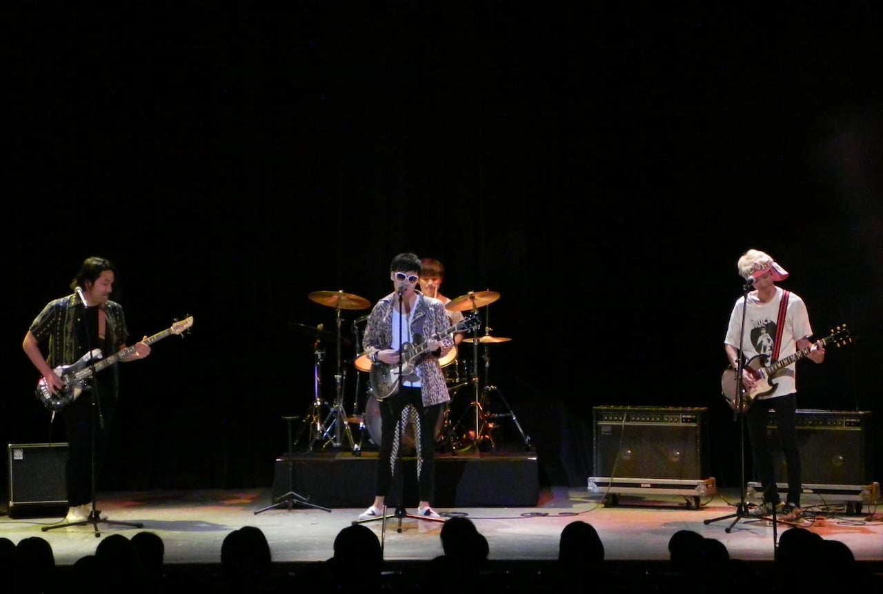 コーンスターチ岡下、一夜限りのコラボ満載「THIS IS OKASHITA」初監督短編も