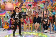 「チョット弾けます ギター芸人2017」のワンシーン。(c)テレビ朝日