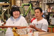 (左から)酒井藍、ナインティナイン岡村。(c)関西テレビ