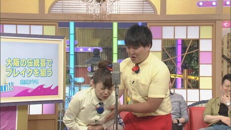 ネタを披露するカスターニャtantan!!。(c)CBC