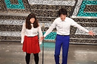 決勝で3分ネタを披露するゆにばーす。