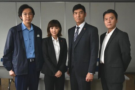 「刑事7人」第4話にゲスト出演する田中光（左端）。(c)テレビ朝日