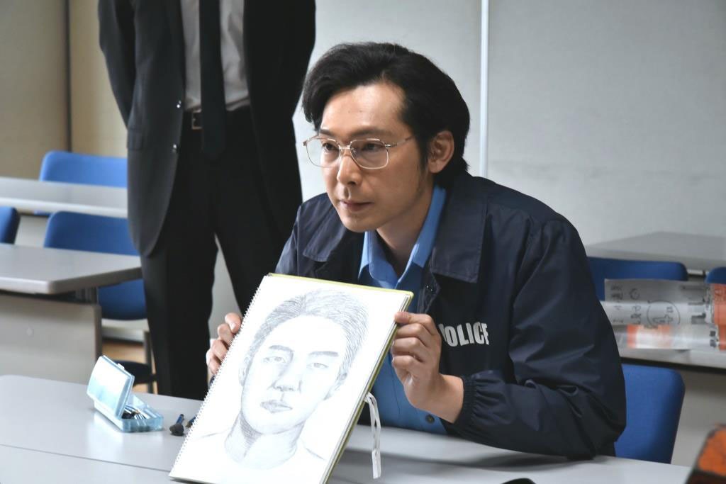 似顔絵捜査官役で登場する田中光。(c)テレビ朝日