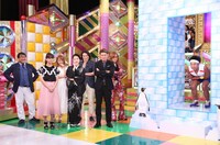 「超問クイズ！ 大物歌手と人気俳優！○×クイズが得意なのはどっちだSP」のワンシーン。(c)日本テレビ