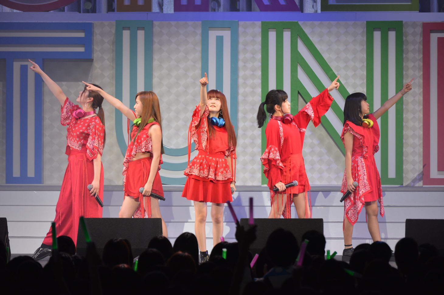 Little Glee Monster