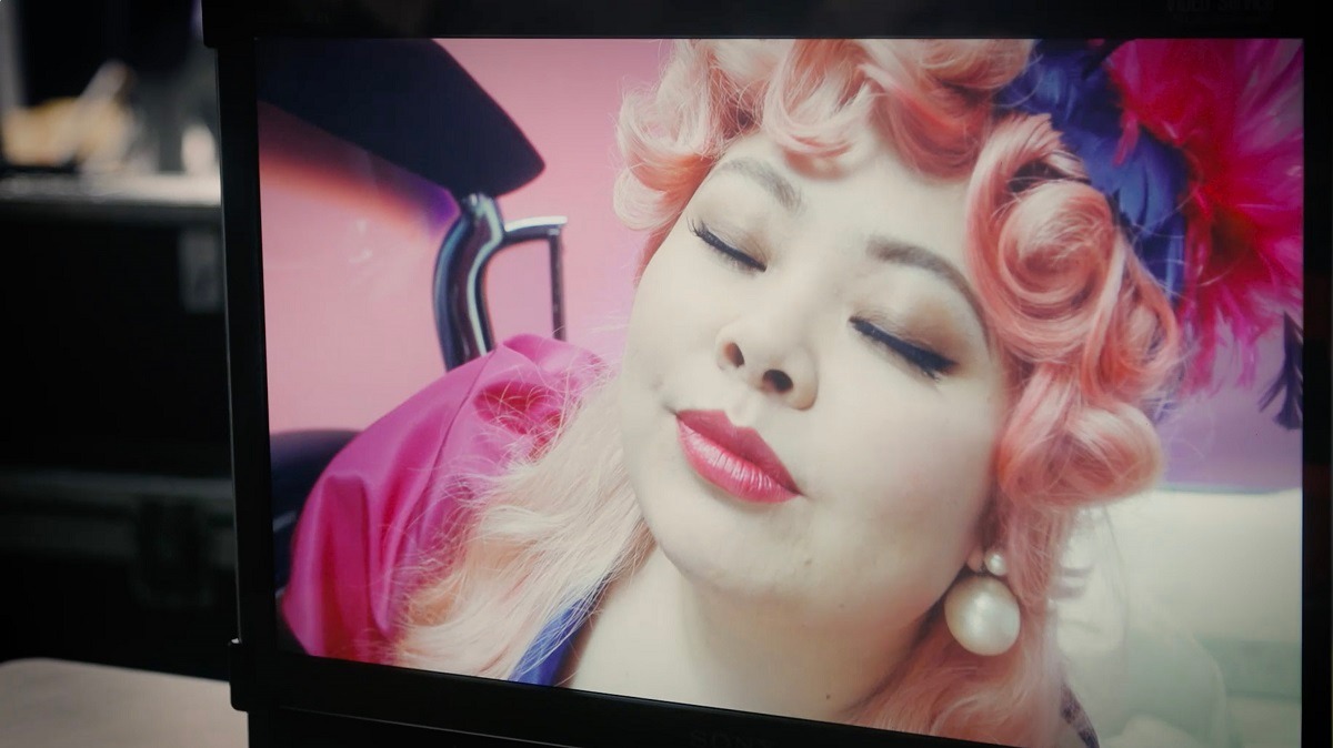 「スカルプDボーテ ピュアフリーアイラッシュ」新CM撮影中の様子。