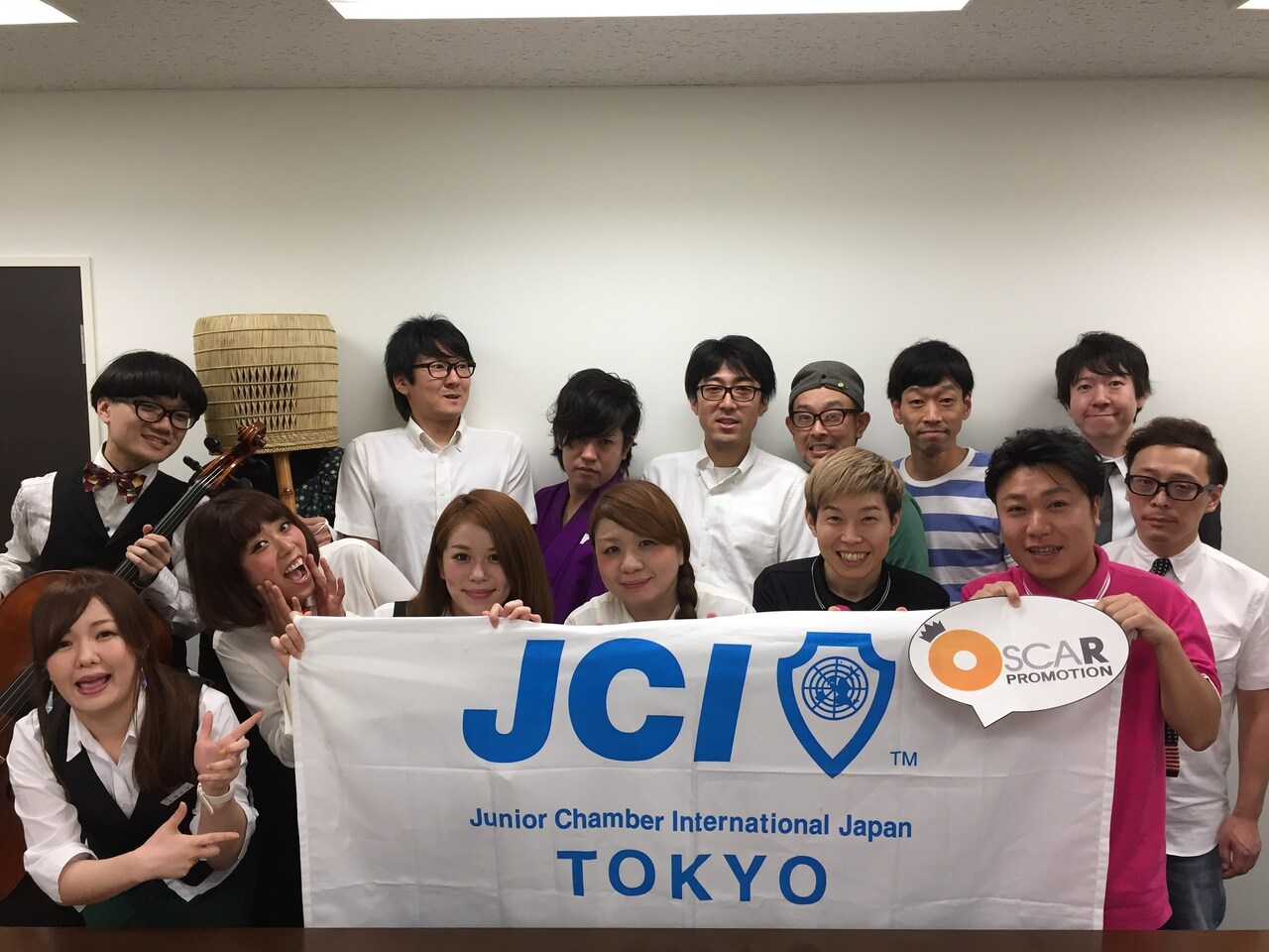 「【ダイバーシティ×オスカー芸人】お笑いコンテスト」に出場する芸人たち。