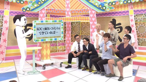 スパローズ(手前右)ら4組によるトークのワンシーン。(c)中京テレビ