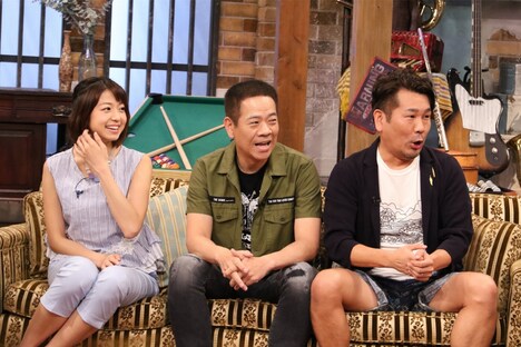 FUJIWARAと中村静香(左)。(c)関西テレビ