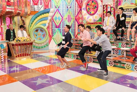 フースーヤのネタにFUJIWARA藤本が参加するシーン。(c)テレビ朝日