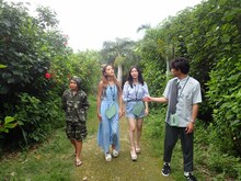 「旅ずきんちゃん」に出演する（左から）misono、みちょぱ、松井珠理奈、パンサー向井。(c)CBC