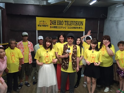 「田村淳の地上波ではダメ！絶対！」の出演者たち。(c)BSスカパー！