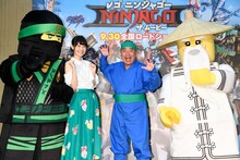 左から松井恵理子、出川哲朗。