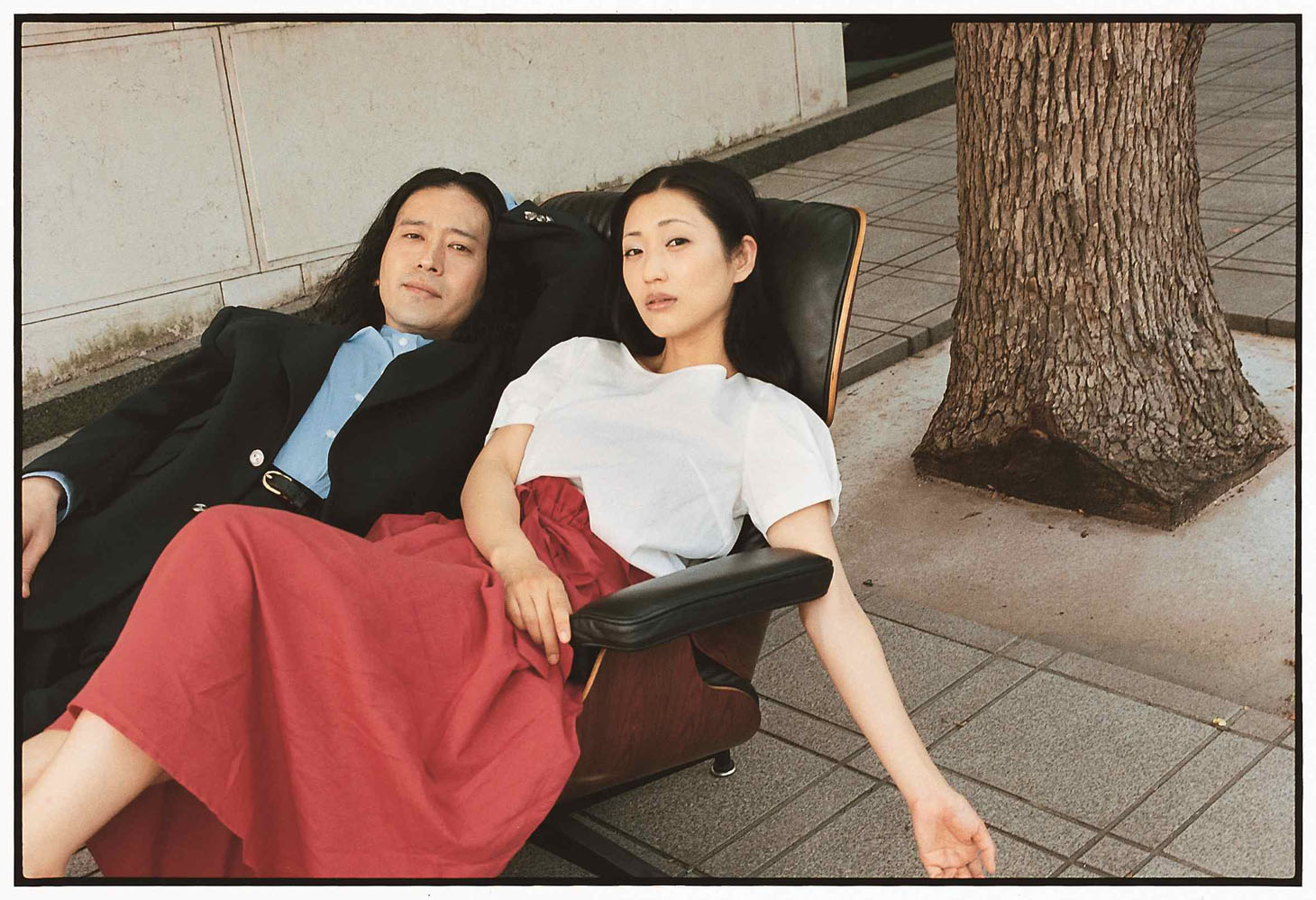 「又吉直樹マガジン 椅子」より。