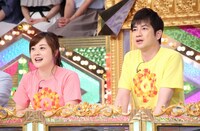 左から水卜麻美アナウンサー、羽鳥慎一。(c)日本テレビ