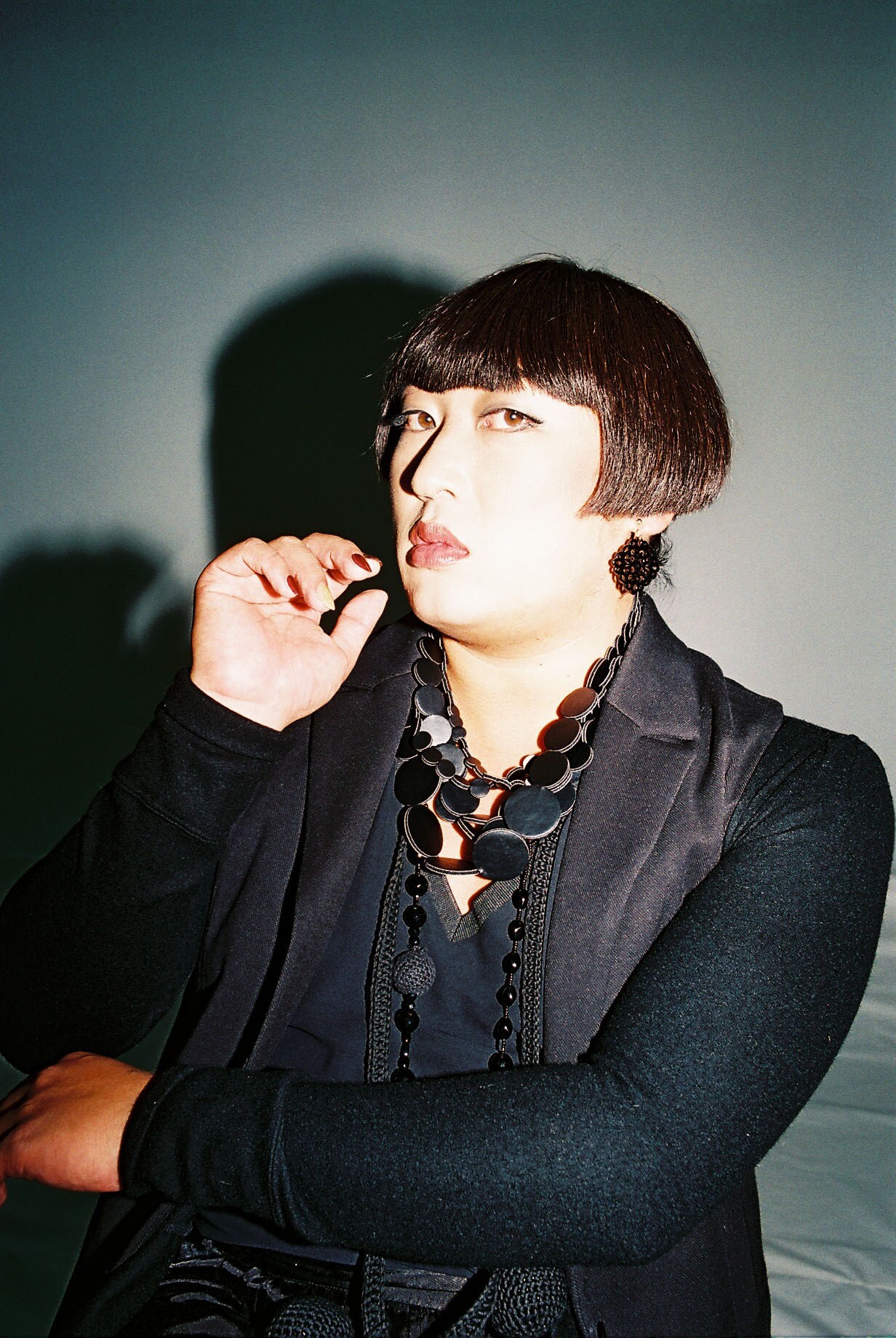 YOKO FUCHIGAMIと鬼越トマホーク、生放送のNHK音楽特番に登場