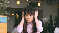 「いい部屋ネット」のCM第2弾「いい部屋ネッ子ちゃん 街中」篇のワンシーン。