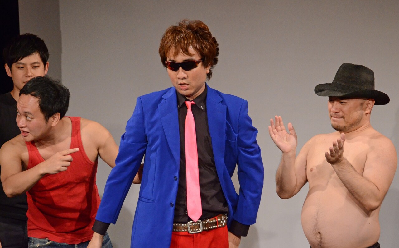 挨拶するじぐざぐジャンプ。