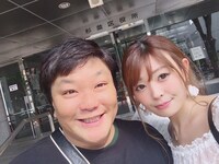 結婚したいち・もく・さん江口と里恵さん。