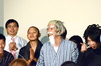 次回開催を約束するみとぼる村の村長、クロスバー直撃・渡邊。