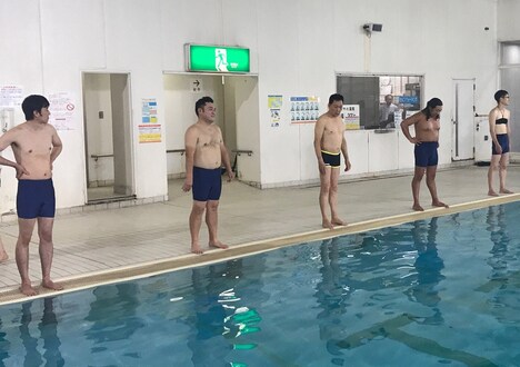 「ザキとロバ」のワンシーン。(c)メ～テレ