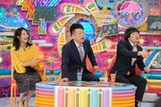 雨上がり決死隊と井森美幸（左）。(c)テレビ朝日