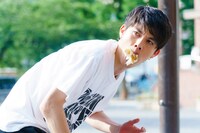 「闇金ドッグス7」のワンシーン。