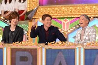 左からDAIGO、ヒロミ、堺正章。(c)日本テレビ