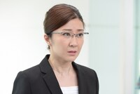 「脳にスマホが埋められた！」第9話のワンシーン。(c)読売テレビ