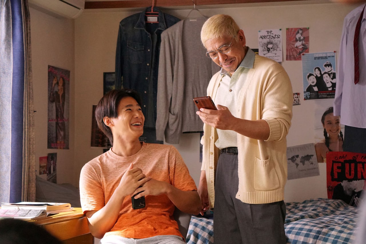 松本人志が野村周平と親子役、アドリブから生まれた“エキセントリックな父”も