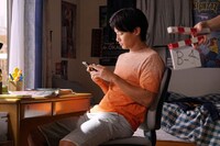 「何ダウンロードしてんだ！」編撮影中の様子。