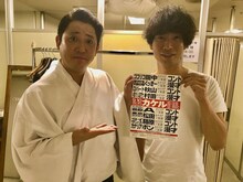 東京ダイナマイト松田（左）とカナリア安達（右）。