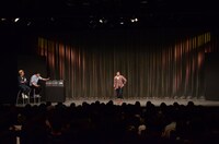 漫談を繰り広げるウエストランド井口。